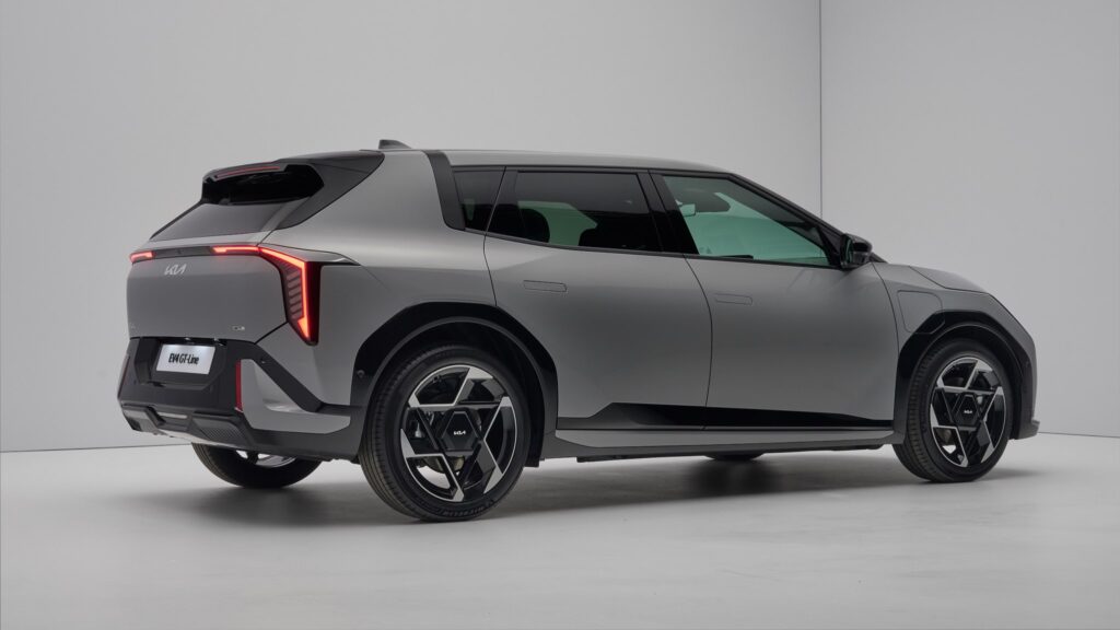 Kia EV4