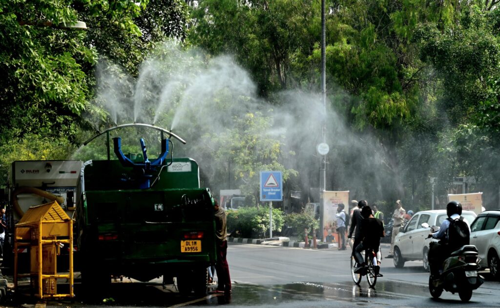 25 सड़कों पर लगेगा ऑटोमैटिक मिस्ट सिस्टम